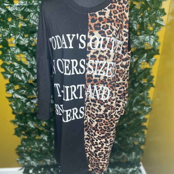 Dresses & Skirts - leopard print oversized dress